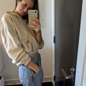 Meet your Posher, Alexandra